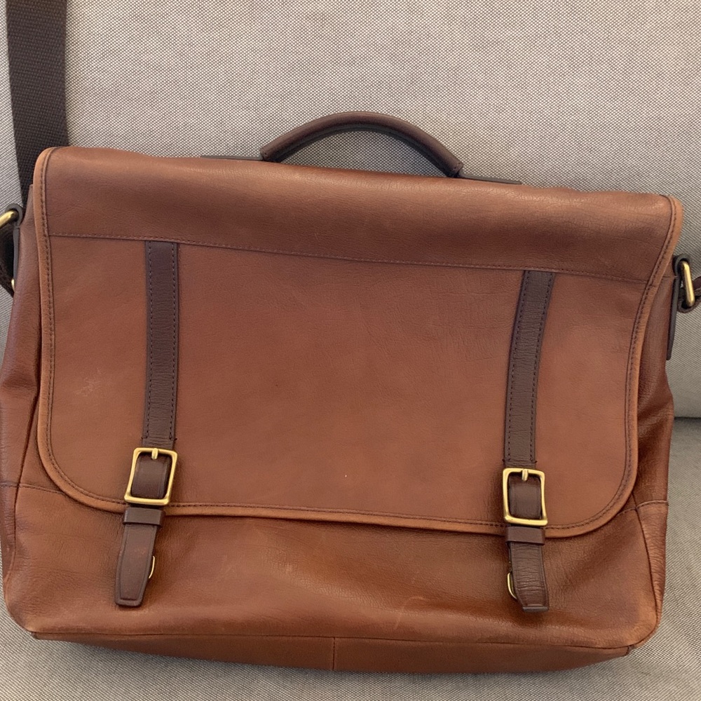 Men’s leather fossil Evan Messenger bag